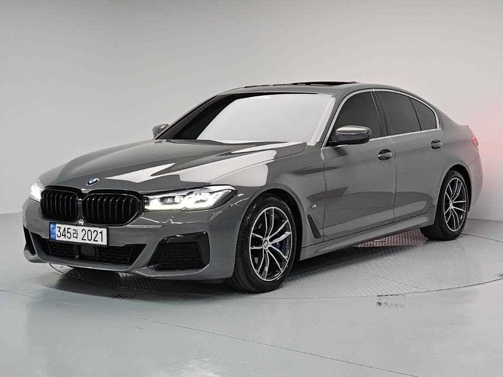 BMW 5시리즈 5시리즈 (G30) 520i M 스포츠 이미지 1