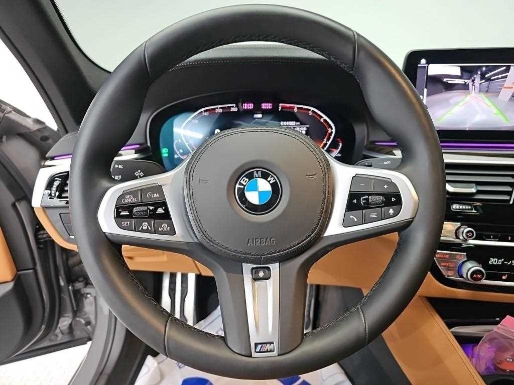 BMW 5시리즈 5시리즈 (G30) 520i M 스포츠 이미지 9