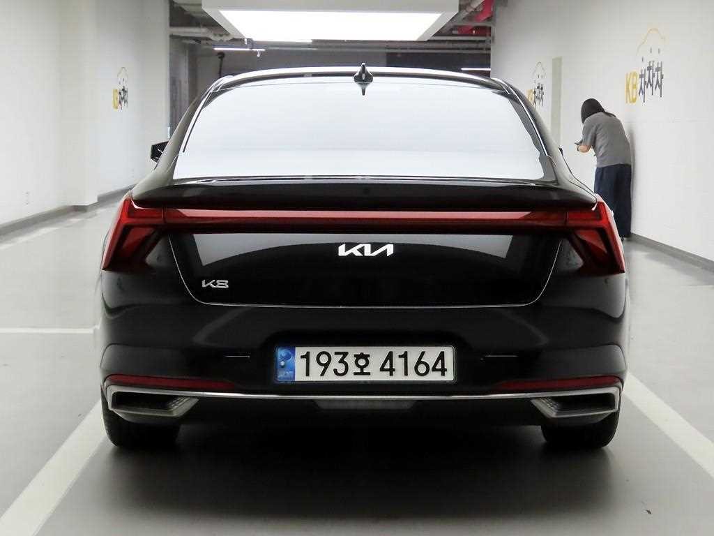 기아 K8 2.5 2WD 시그니처 이미지 3