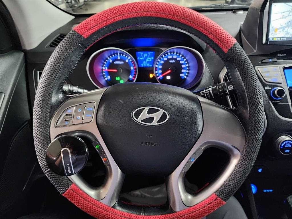현대 투싼 투싼iX 2WD VGT LX20 럭셔리 이미지 17