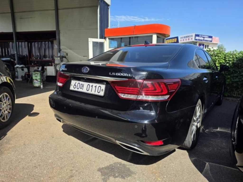 렉서스 LS LS600hL 5인승 이미지 1