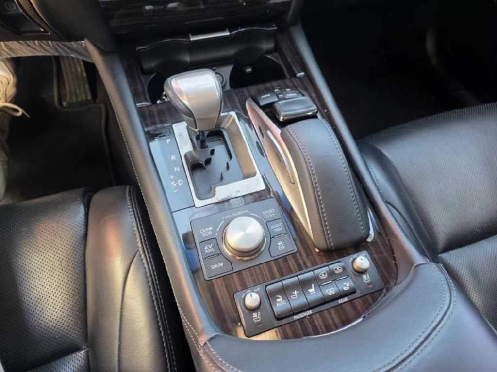 렉서스 LS LS600hL 5인승 이미지 9