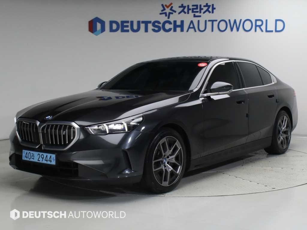 BMW i5 eDrive 40 기본형 이미지 1