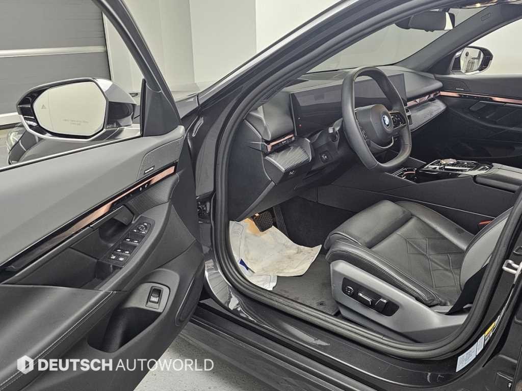 BMW i5 eDrive 40 기본형 이미지 11