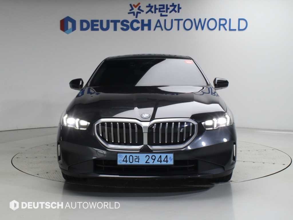 BMW i5 eDrive 40 기본형 이미지 3