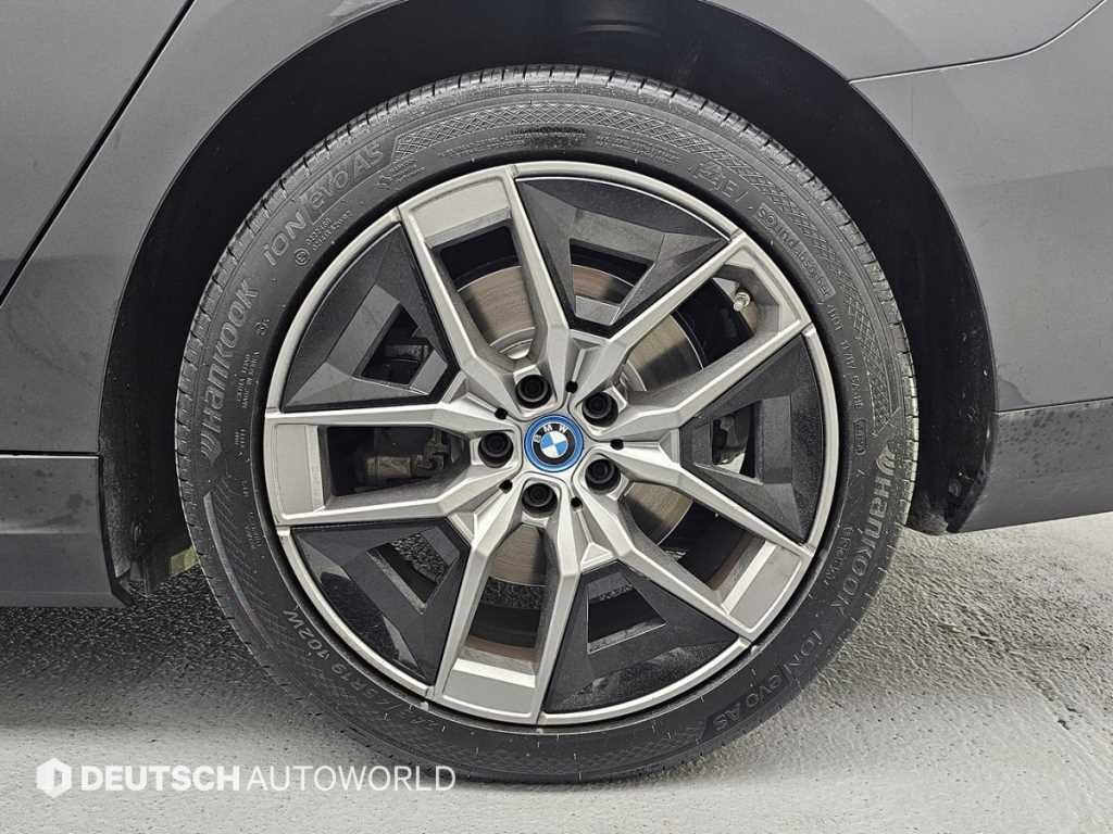 BMW i5 eDrive 40 기본형 이미지 5