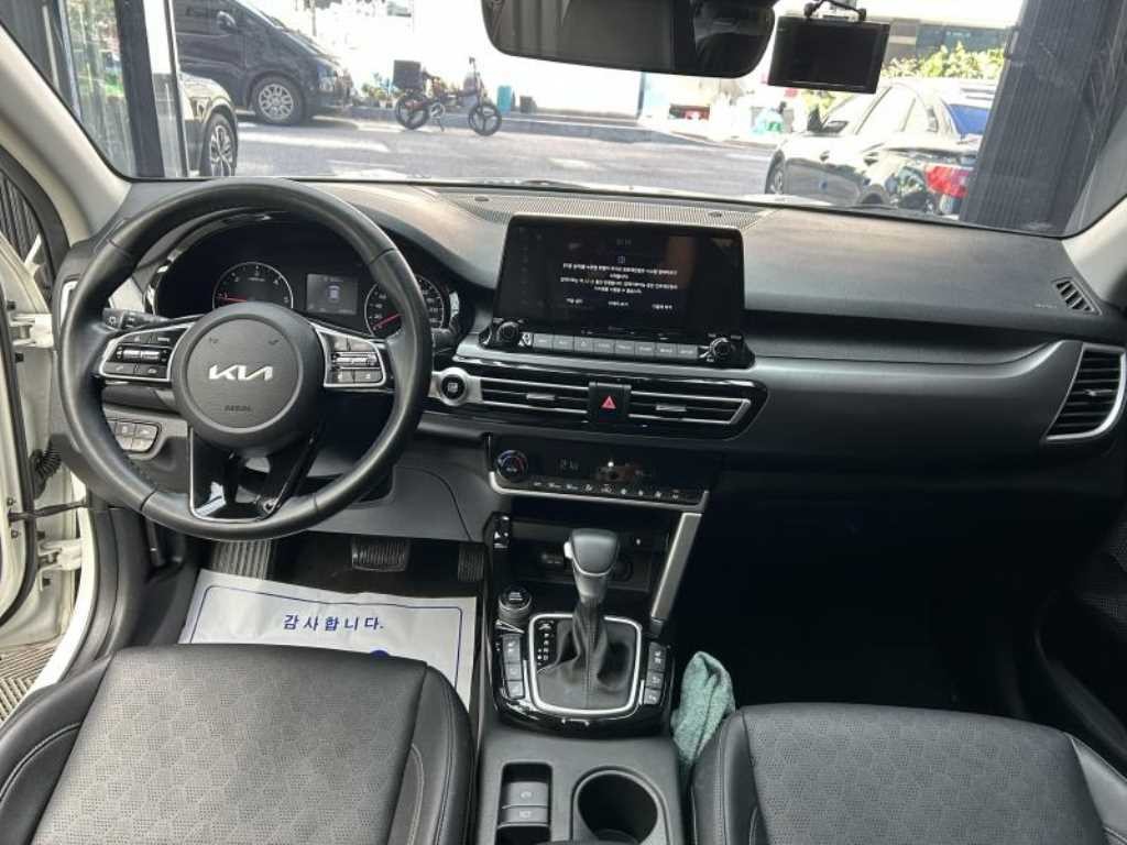 기아 셀토스 디젤 1.6 2WD 프레스티지 이미지 9
