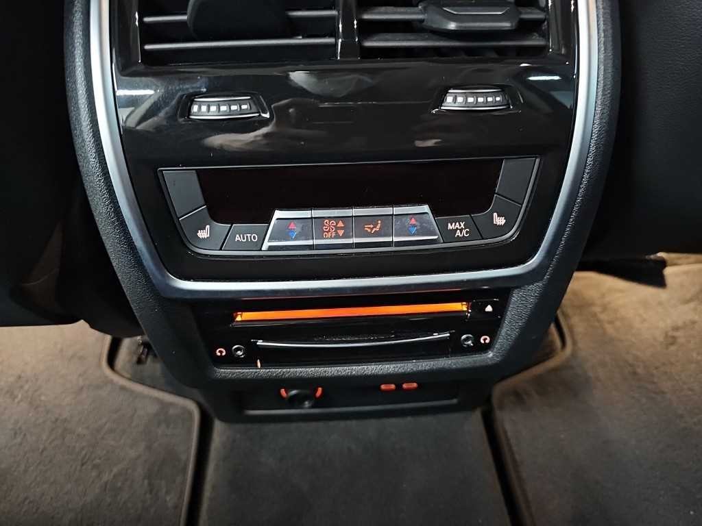 BMW X7 X7 (G07) xDrive 40d 디자인 퓨어 엑셀런스 7인승 이미지 16