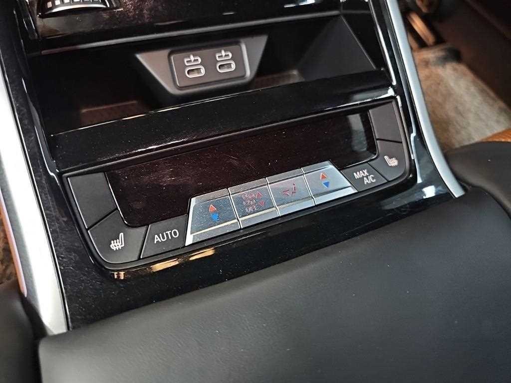 BMW 8시리즈 8시리즈 (G15) 840d xDrive M 스포츠 그란쿠페 기본형 이미지 13
