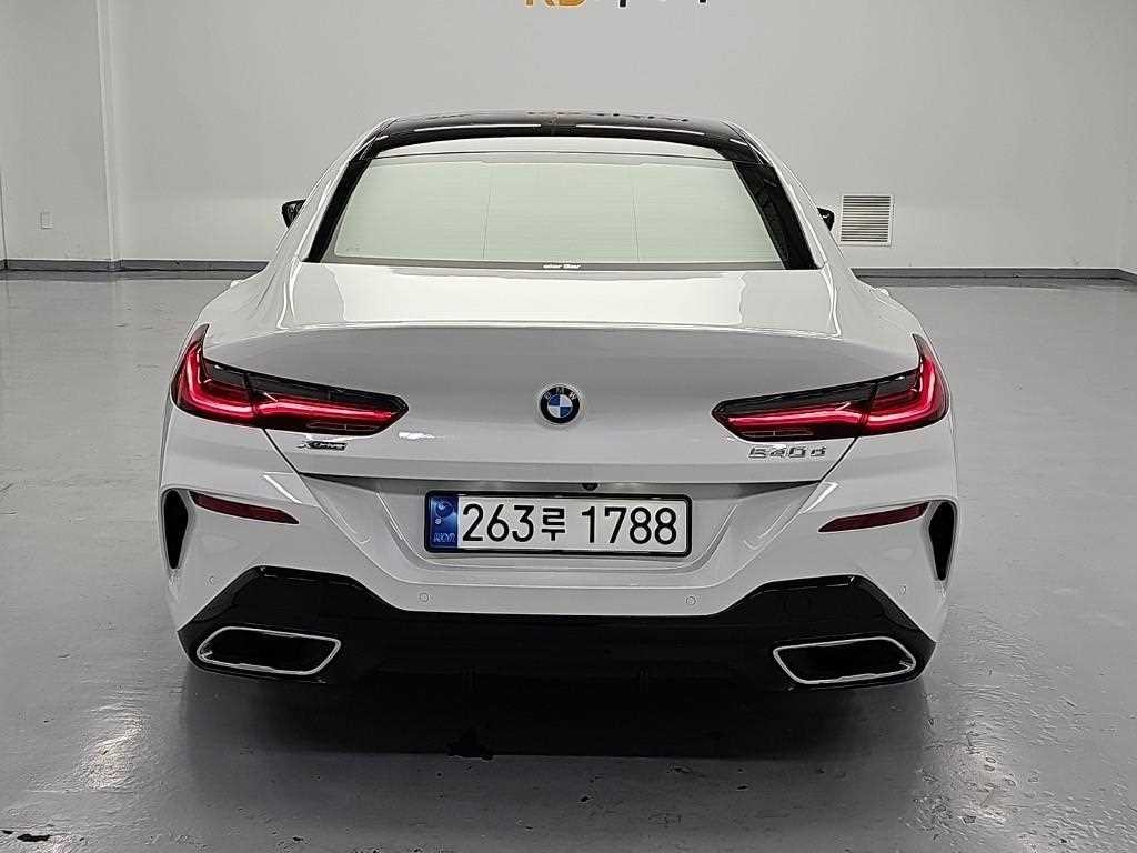 BMW 8시리즈 8시리즈 (G15) 840d xDrive M 스포츠 그란쿠페 기본형 이미지 3