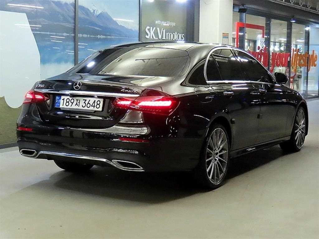 벤츠 E 클래스 E-클래스 W213 E350 4MATIC AMG LINE 이미지 4