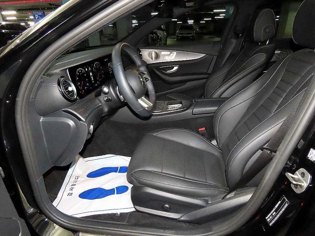 벤츠 E 클래스 E-클래스 W213 E350 4MATIC AMG LINE 이미지 6