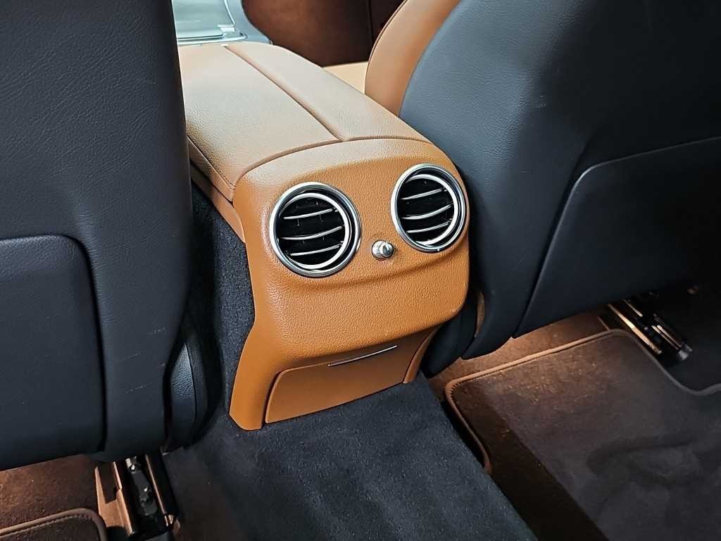 벤츠 E 클래스 E-클래스 W213 E220d 4MATIC AMG라인 이미지 13