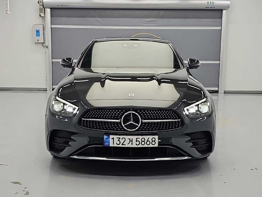 벤츠 E 클래스 E-클래스 W213 E220d 4MATIC AMG라인 이미지 2