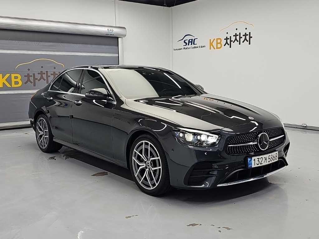 벤츠 E 클래스 E-클래스 W213 E220d 4MATIC AMG라인 이미지 4