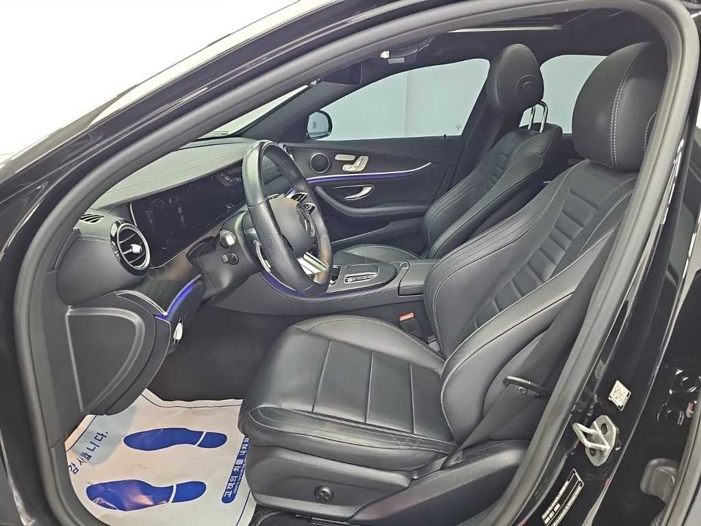 벤츠 E 클래스 E-클래스 W213 E220d 4MATIC AMG라인 이미지 11