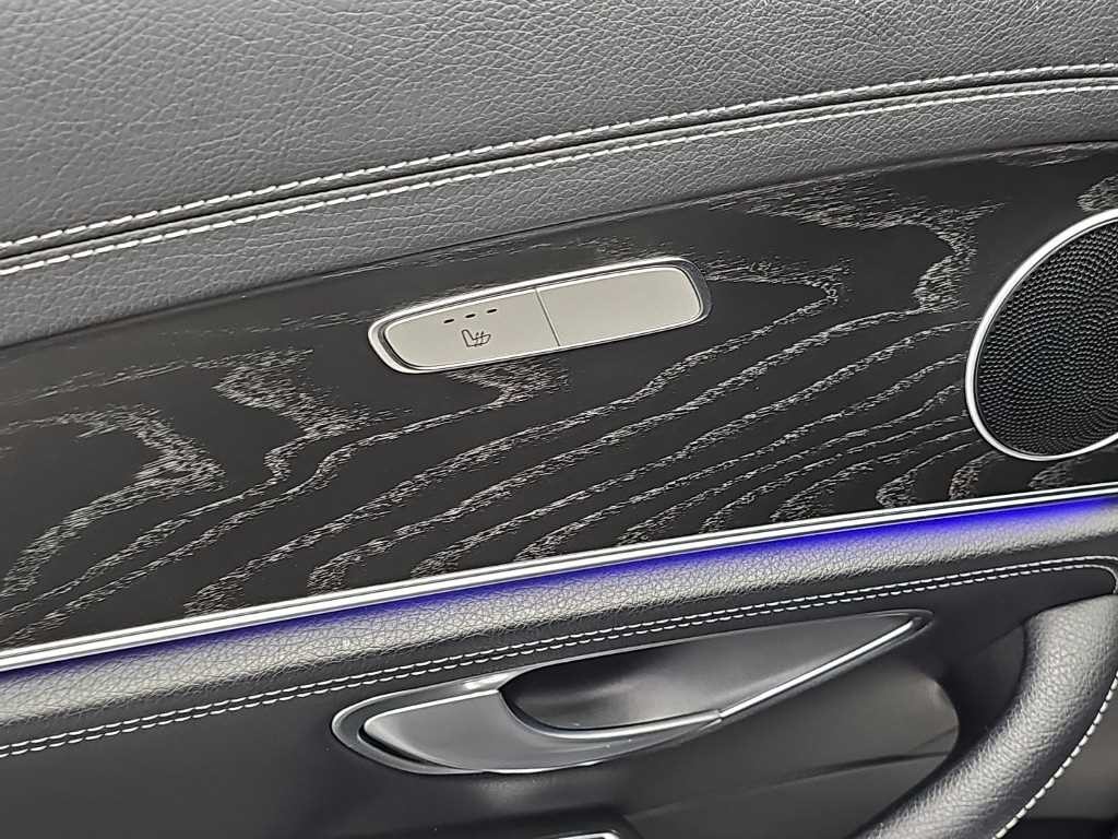 벤츠 E 클래스 E-클래스 W213 E220d 4MATIC AMG라인 이미지 13