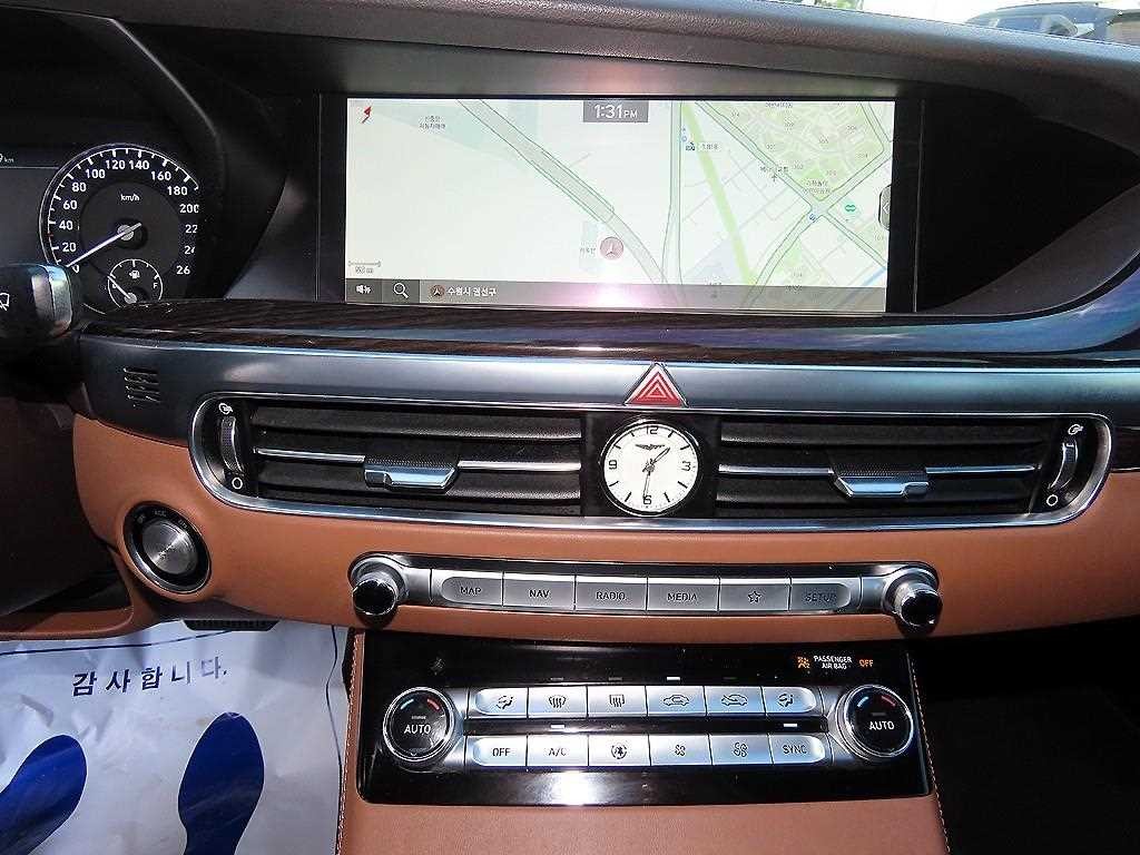 제네시스 G90 3.8 GDI AWD 럭셔리 이미지 13
