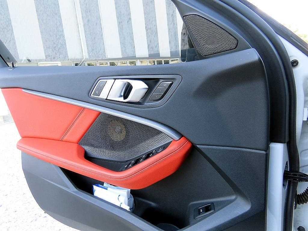 BMW 1시리즈 1시리즈 (F40) 120i M 스포츠 이미지 11