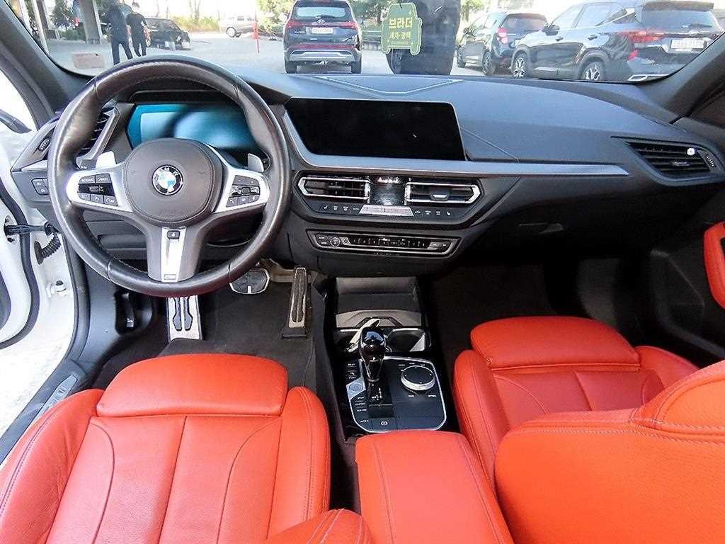 BMW 1시리즈 1시리즈 (F40) 120i M 스포츠 이미지 7