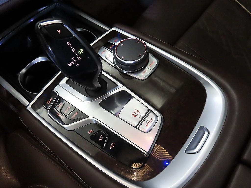 BMW 7시리즈 7시리즈 (G11) 750Li xDrive 이미지 12