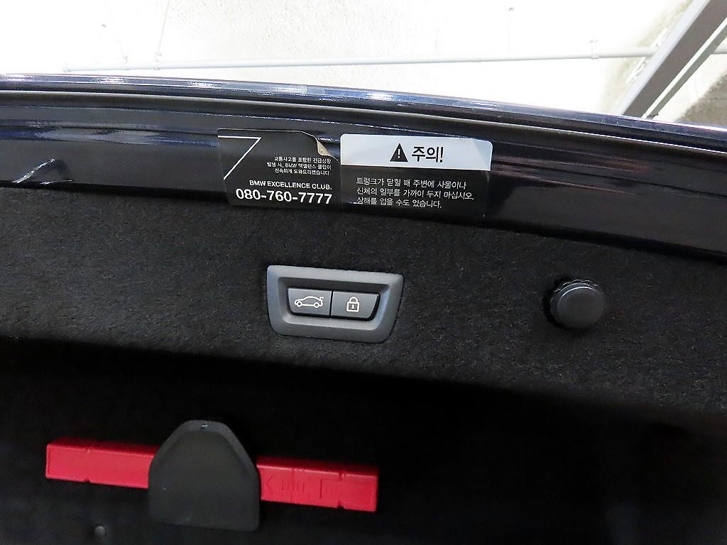 BMW 7시리즈 7시리즈 (G11) 750Li xDrive 이미지 16