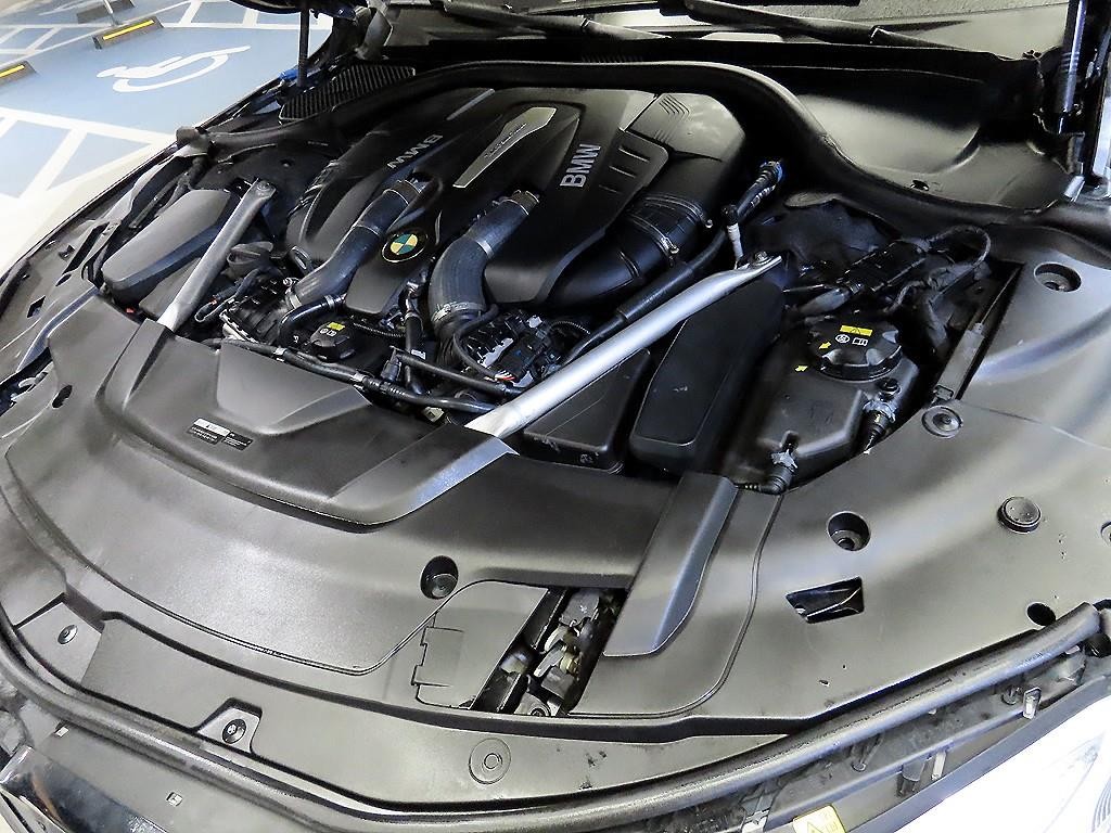 BMW 7시리즈 7시리즈 (G11) 750Li xDrive 이미지 19