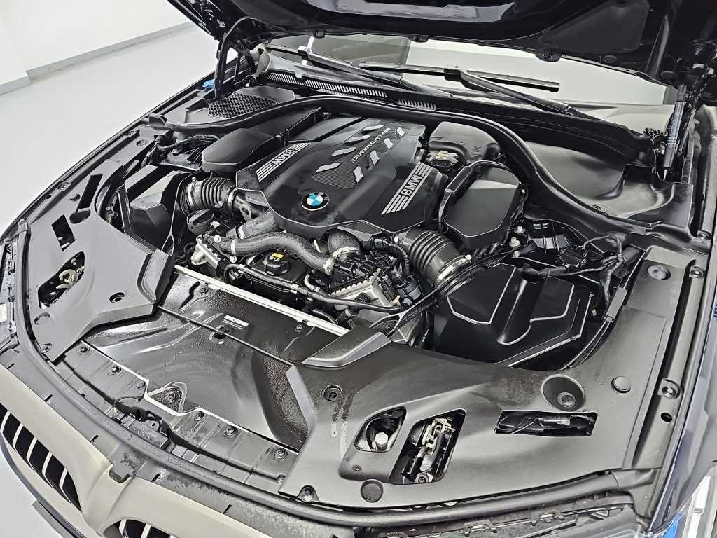 BMW 5시리즈 5시리즈 (G30) M550i xDrive 이미지 5