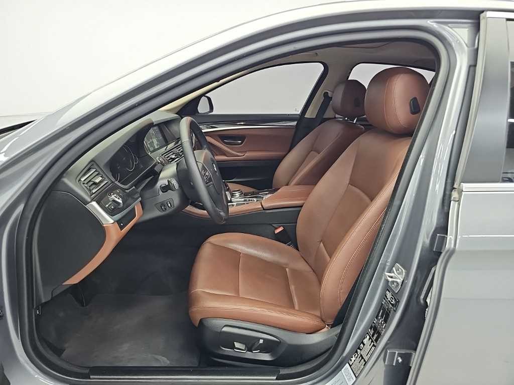 BMW 5시리즈 5시리즈 (F10) 520d xDrive 이미지 11