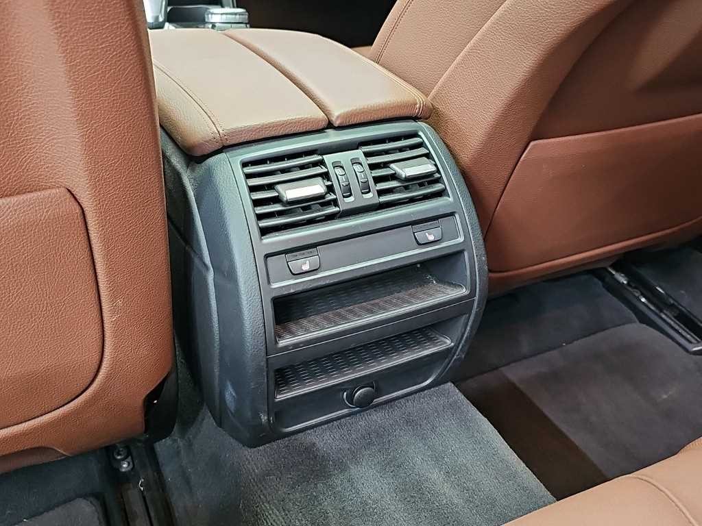 BMW 5시리즈 5시리즈 (F10) 520d xDrive 이미지 13
