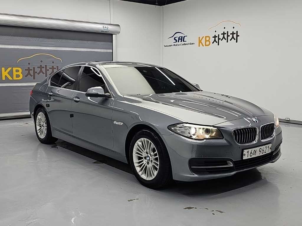 BMW 5시리즈 5시리즈 (F10) 520d xDrive 이미지 4