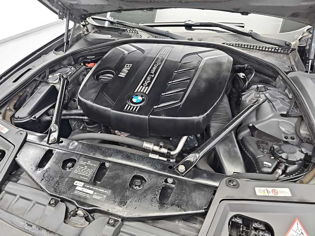 BMW 5시리즈 5시리즈 (F10) 520d xDrive 이미지 5
