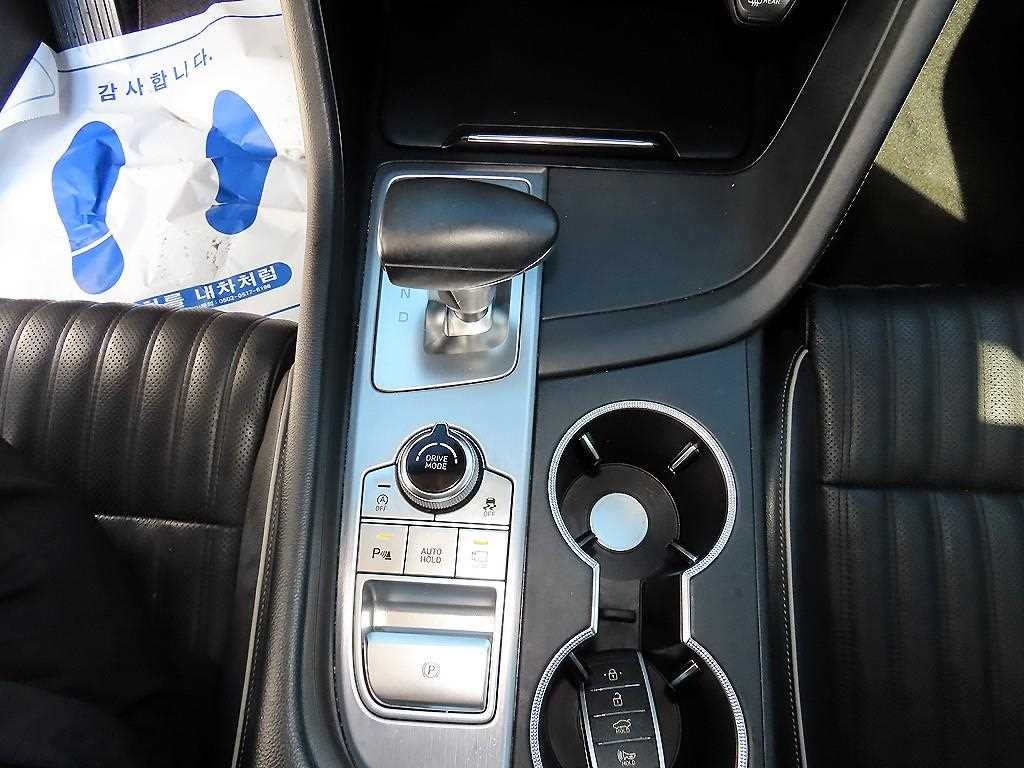 제네시스 G70 2.0T AWD 엘리트 이미지 11