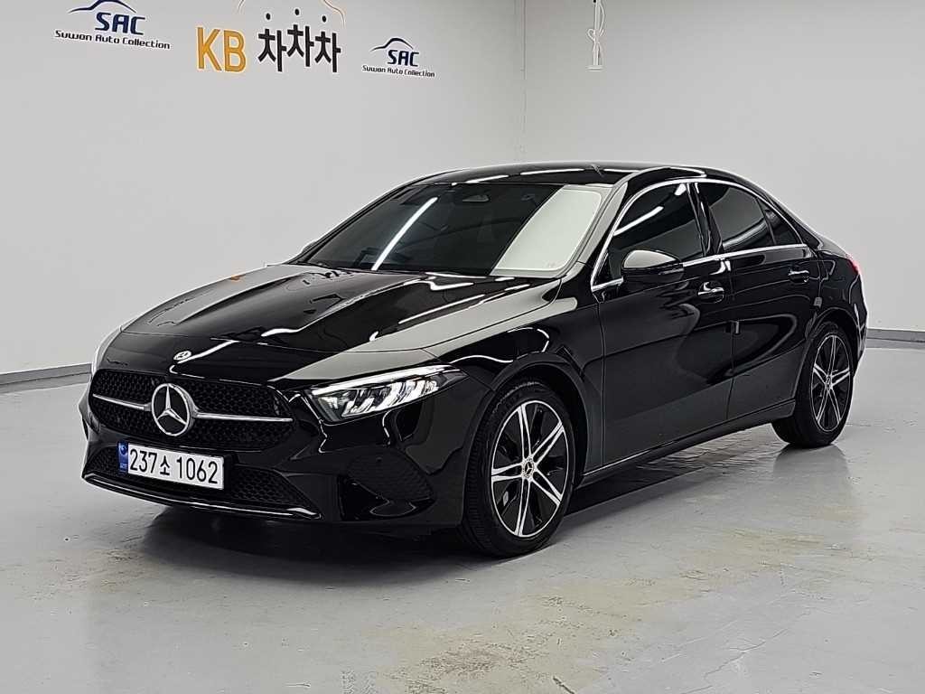 벤츠 A 클래스 A클래스 W177 A220 세단 이미지 1