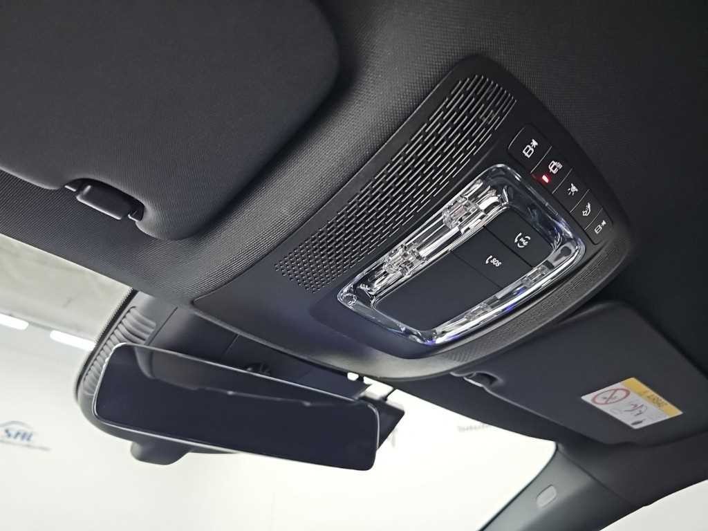 벤츠 A 클래스 A클래스 W177 A220 세단 이미지 15