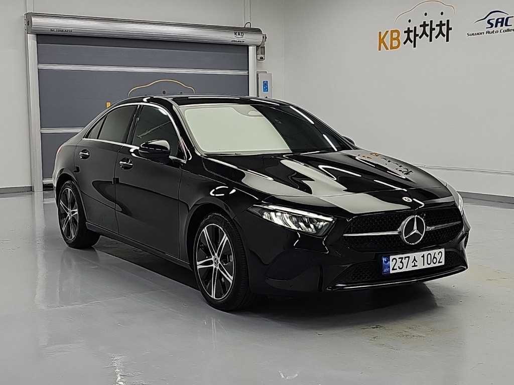 벤츠 A 클래스 A클래스 W177 A220 세단 이미지 4