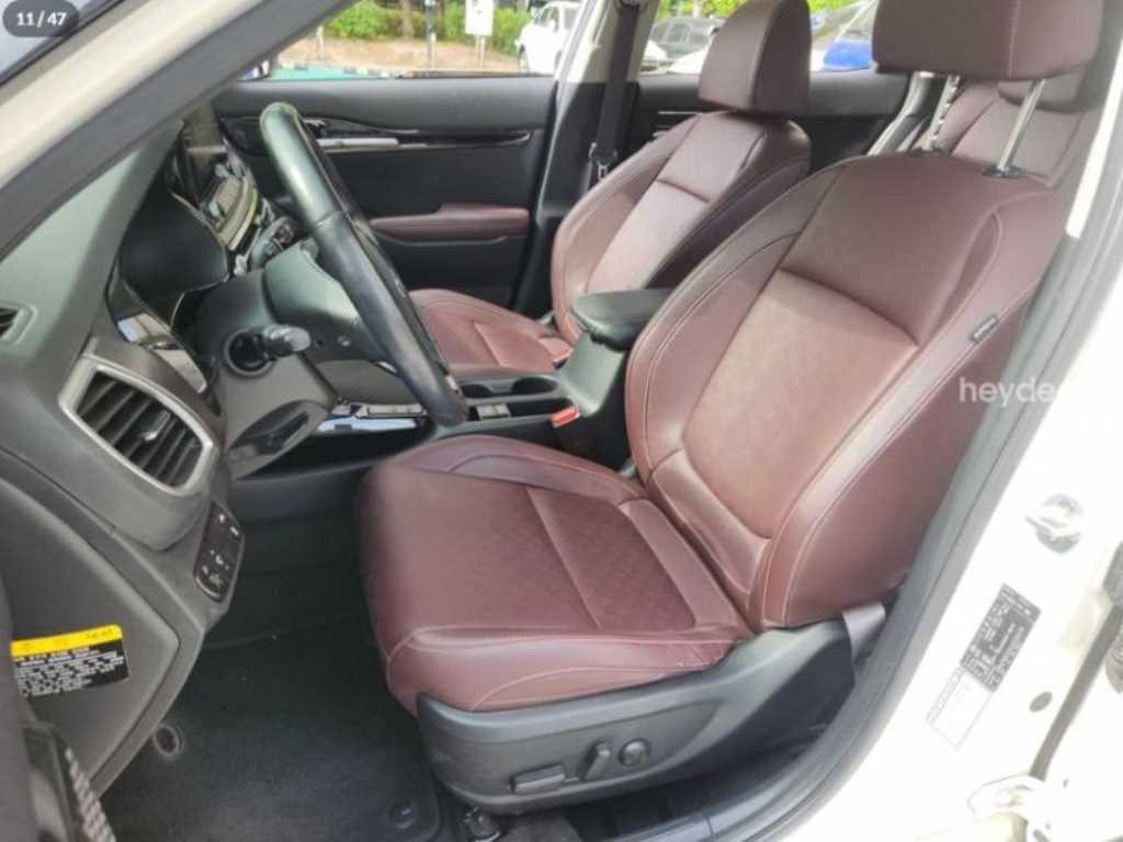 기아 셀토스 가솔린 1.6 터보 4WD 노블레스 이미지 6