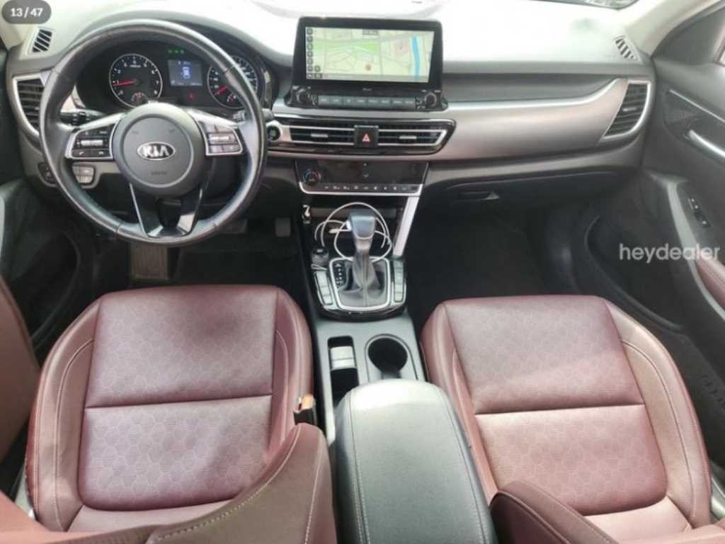 기아 셀토스 가솔린 1.6 터보 4WD 노블레스 이미지 8