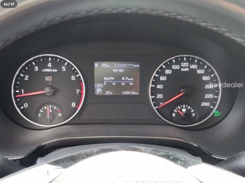 기아 셀토스 가솔린 1.6 터보 4WD 노블레스 이미지 9