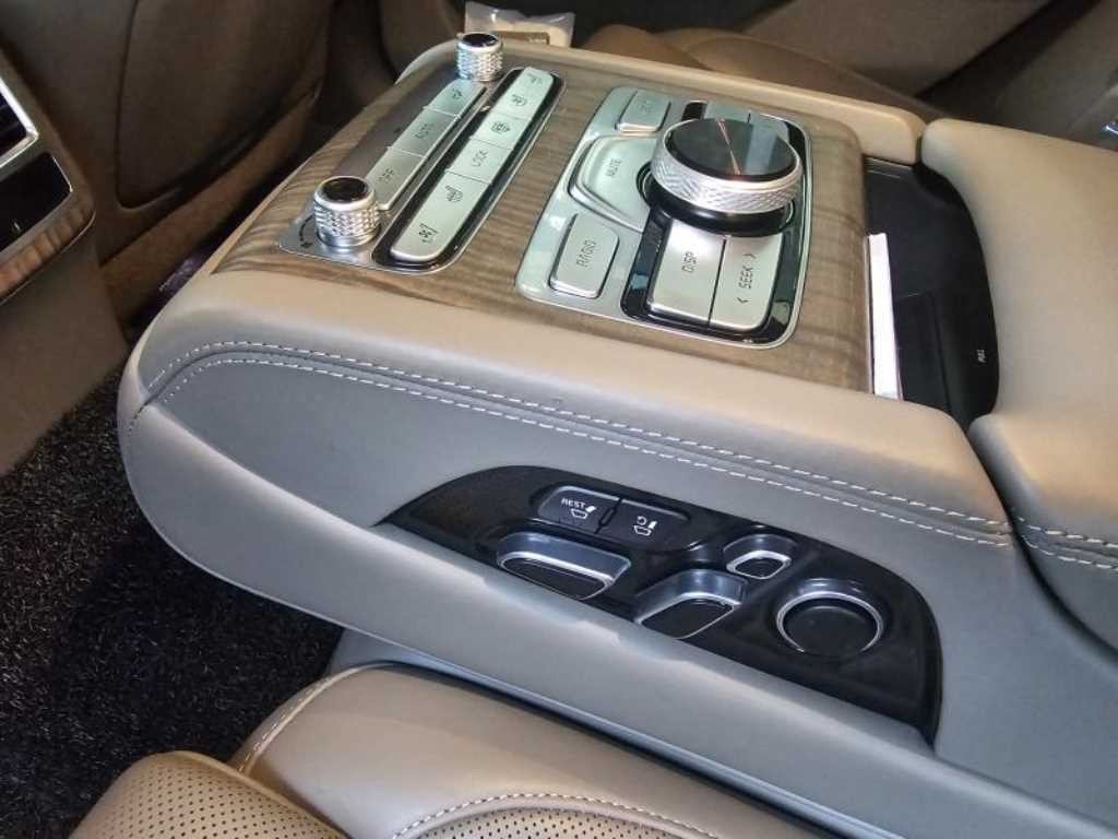 기아 K9 더 뉴 K9 2세대 3.8 GDI AWD 베스트 셀렉션 Ⅱ 이미지 16