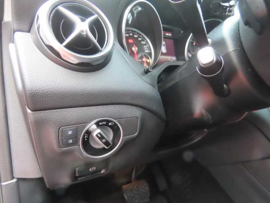 벤츠 GLA 클래스 GLA클래스 X156 GLA220 이미지 14