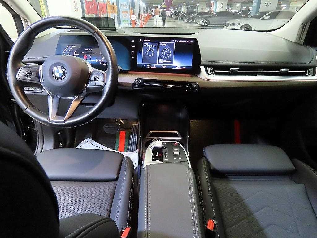 BMW 2시리즈 2시리즈 액티브 투어러 (U06) 220i 럭셔리 이미지 10