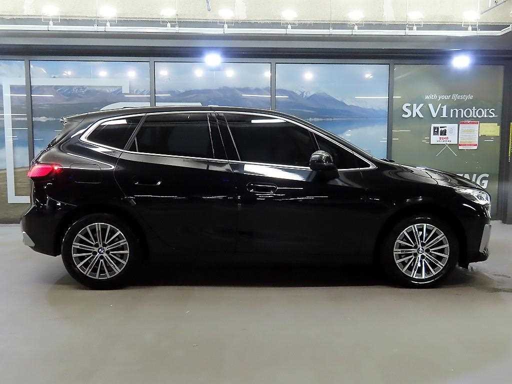 BMW 2시리즈 2시리즈 액티브 투어러 (U06) 220i 럭셔리 이미지 3