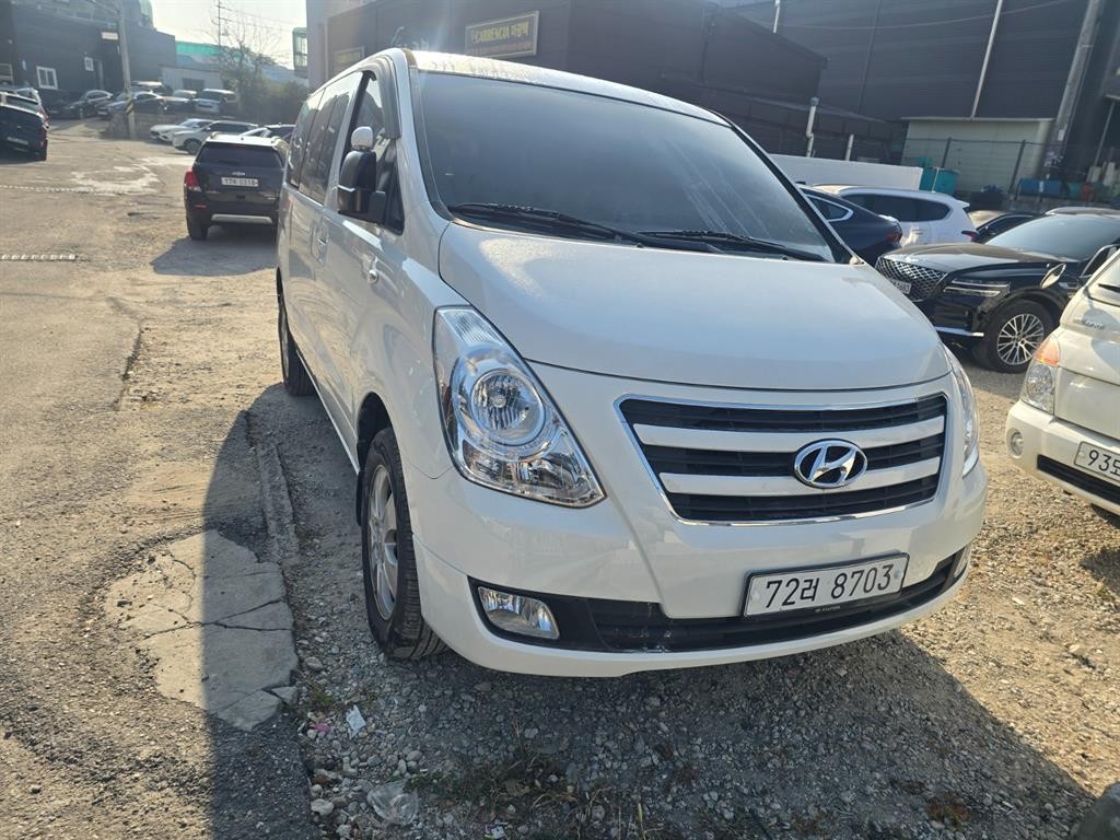 현대 스타렉스 그랜드 스타렉스 11인승 왜건 4WD 스마트 이미지 1