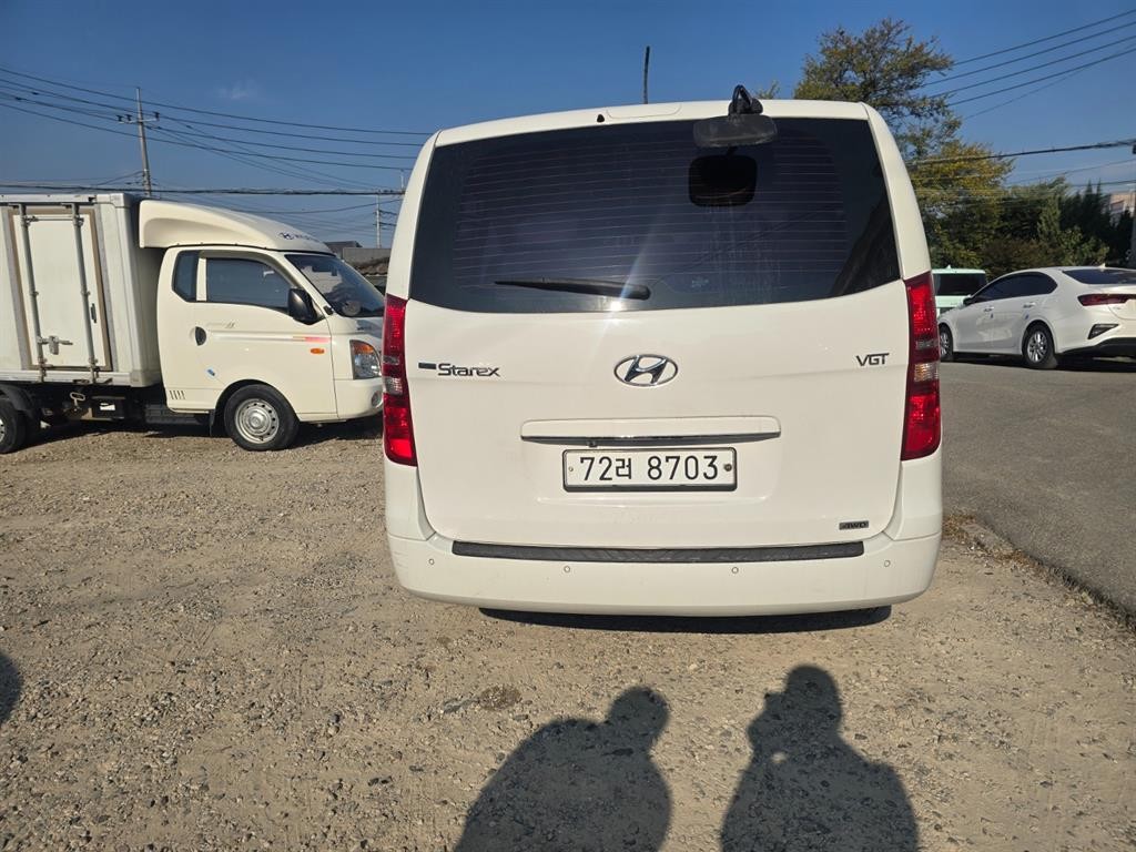 현대 스타렉스 그랜드 스타렉스 11인승 왜건 4WD 스마트 이미지 2