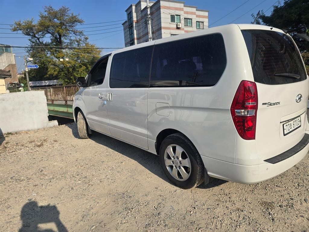 현대 스타렉스 그랜드 스타렉스 11인승 왜건 4WD 스마트 이미지 3