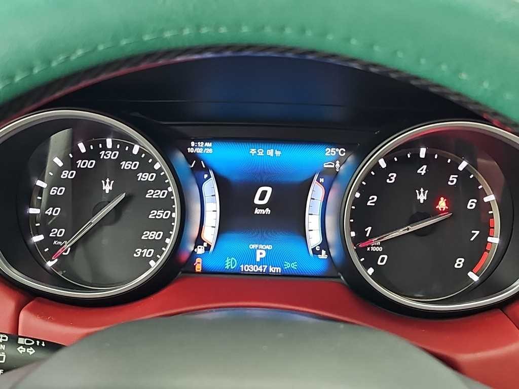 마세라티 르반떼 3.0 AWD 이미지 6