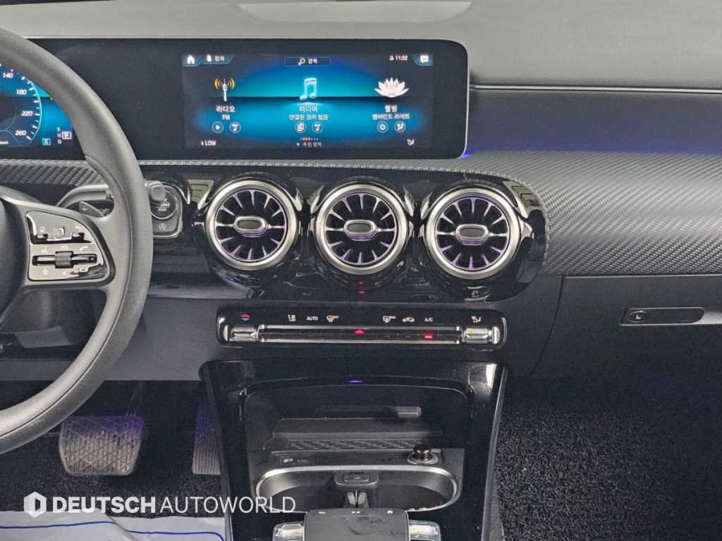 벤츠 A 클래스 A클래스 W177 A250 4MATIC 세단 이미지 14