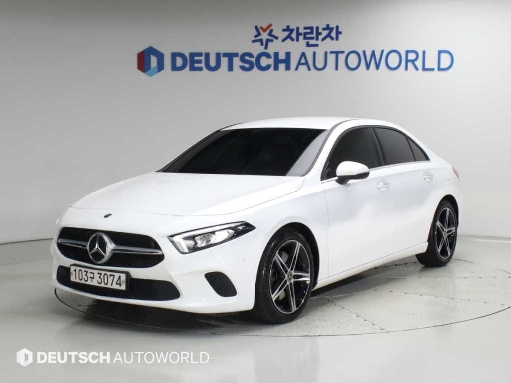 벤츠 A 클래스 A클래스 W177 A250 4MATIC 세단 이미지 2