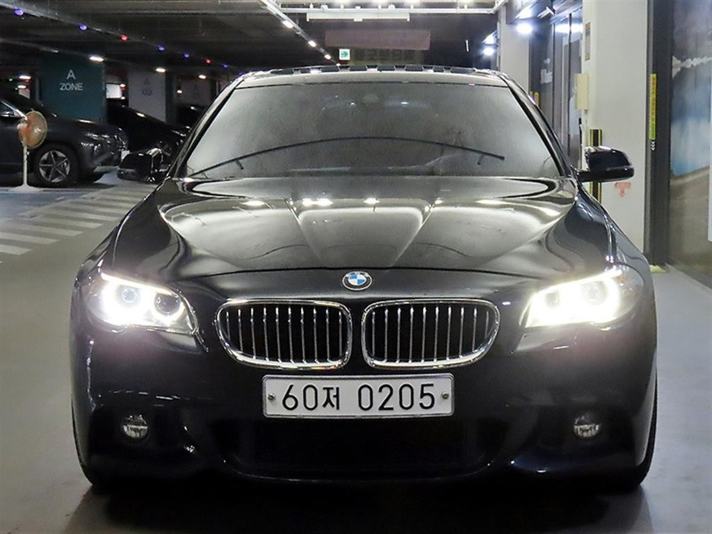 BMW 5시리즈 5시리즈 (F10) 528i xDrive M 에어로 다이나믹 이미지 2